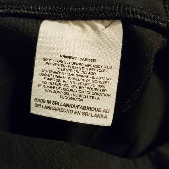 Nike Dri-Fit Capris - Picture 9 of 9